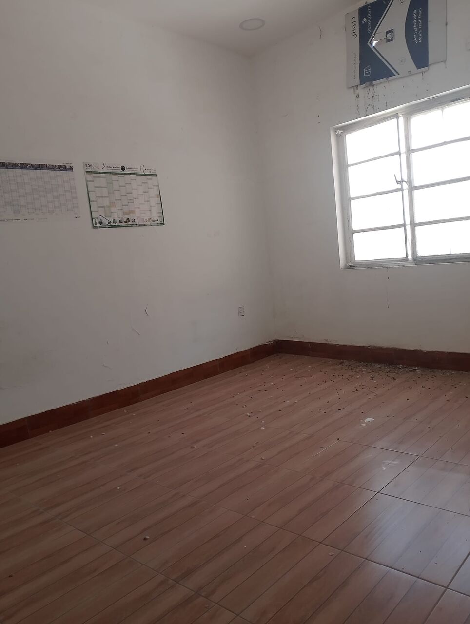 Muharraq, Apartments, Flats, Houses & Villas, BHD 220/month,  4 BR,  170 Sq. Meter,  Apartment For Rent In Muharraq, Near Al-Ghawy Mosque. It Consists Of Four Rooms, Two Bathr