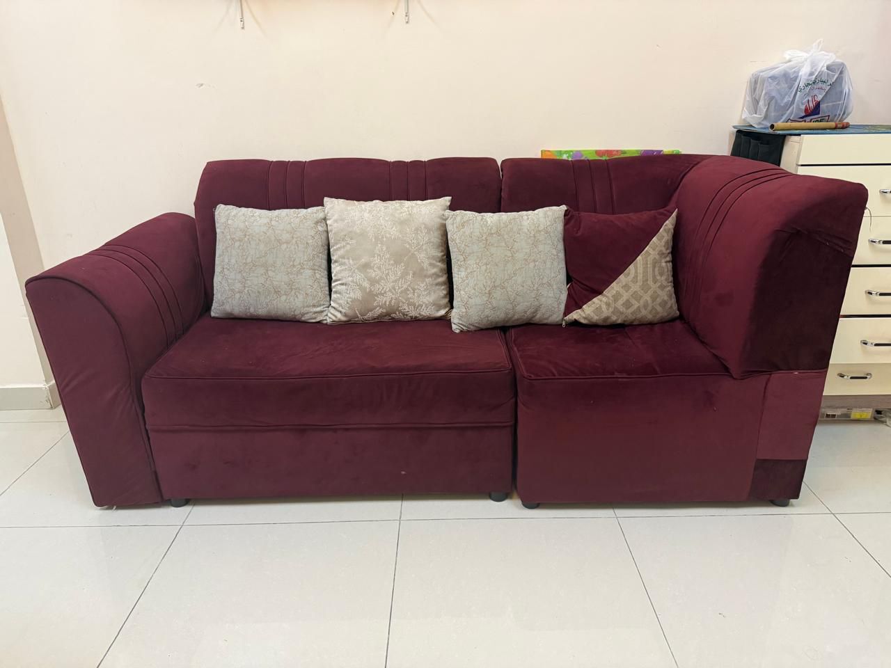Al Thuqbah, Furniture, SAR 100,  Table And Fan