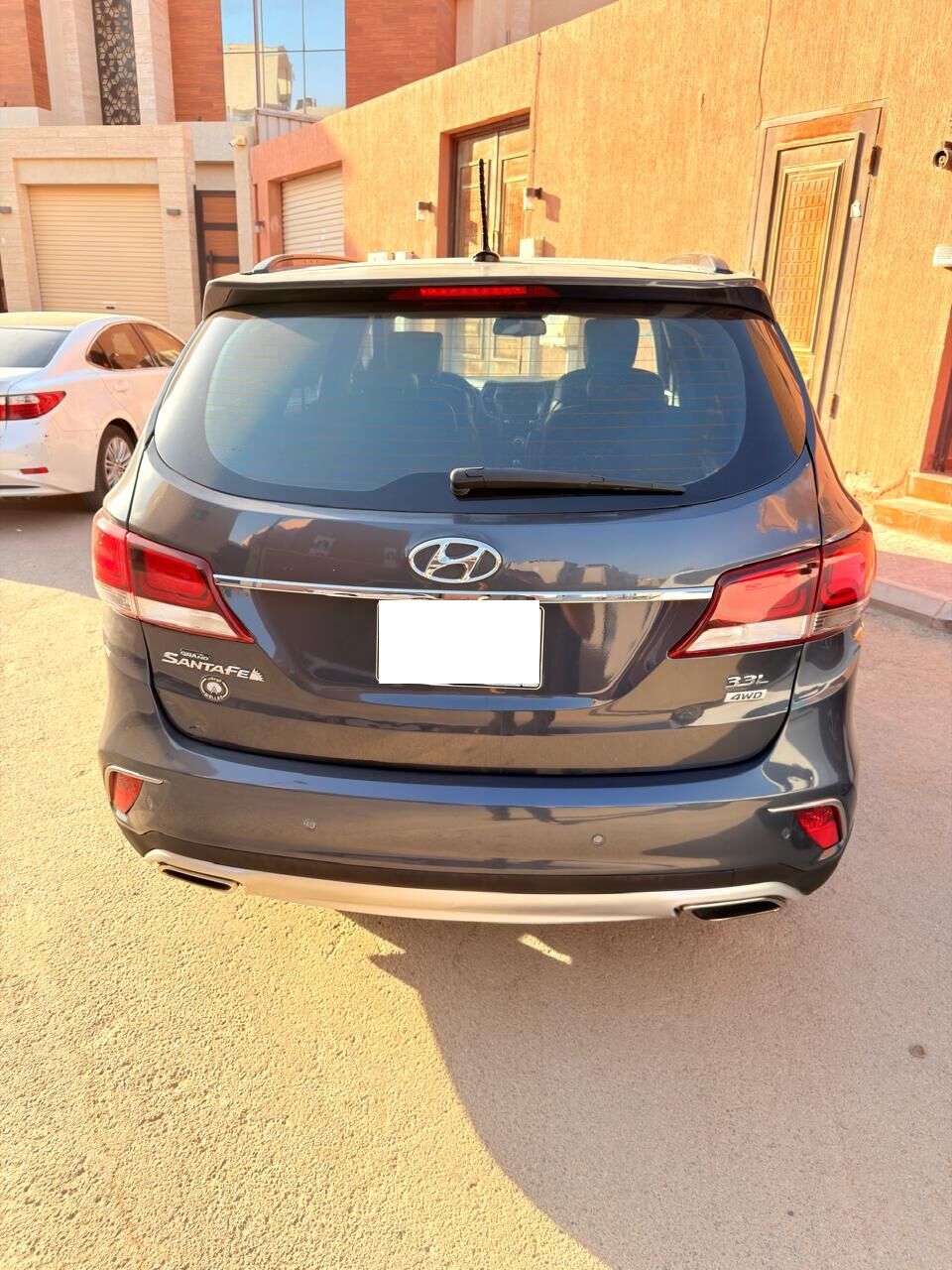 Riyadh, Vehicles, Cars & Trucks , SAR 52000,  Hyundai Santa Fe Grand,  2017,  Automatic,  275000 KM,  🚘   – V6 3.3L 4WD | Full Option (Top Line) Original Paint