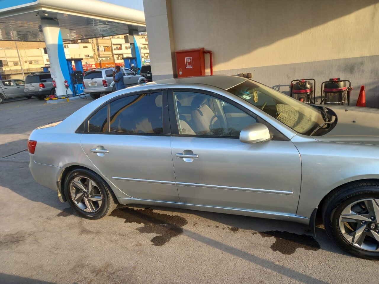 Riyadh, Vehicles, Cars & Trucks , SAR 12,  Hyundai Sonata,  2006,  Automatic,  359187 KM,  Hyundai -Sonata Car For Sale In Riyadh &ndash; SAR 12,000 (Slightly Negotiable)