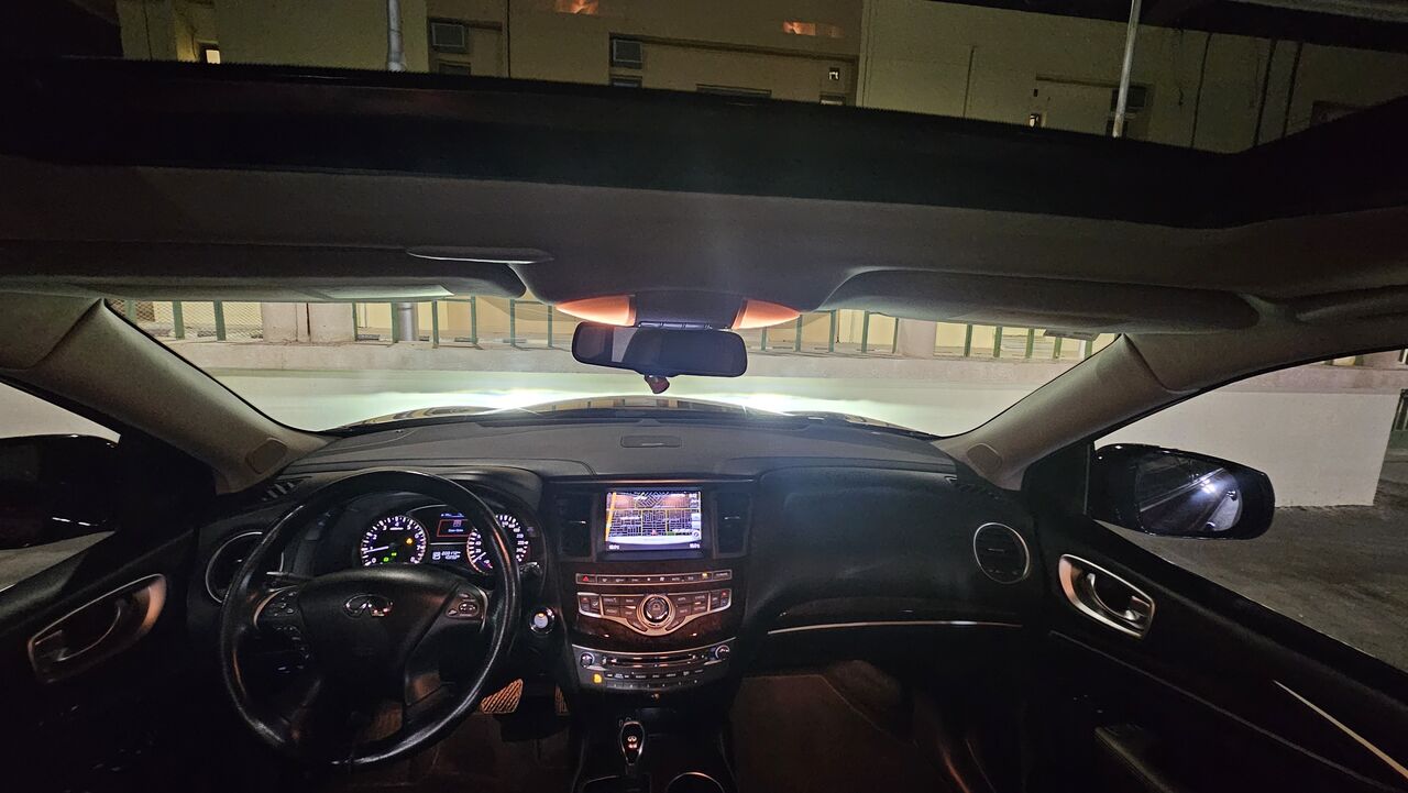 Riyadh, Vehicles, Cars & Trucks , SAR 69000,  Infiniti QX60,  2019,  Automatic,  200000 KM,    200K Km Super Clean 7 Passengers