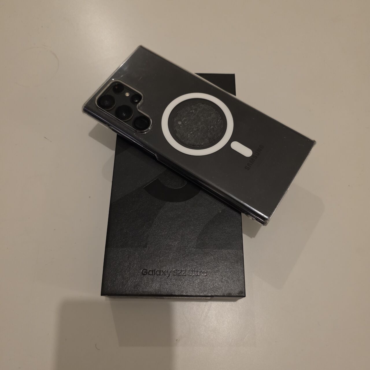 Riyadh, Mobile Phones, SAR 3000,  Samsung S22 Ultra 512GB + Galaxy Watch 5 Pro + Galaxy Buds
