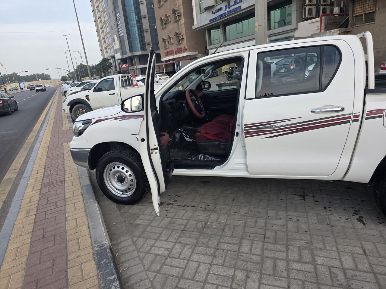 Riyadh, Automotive, Toyota Hilux 2024 For Rent
