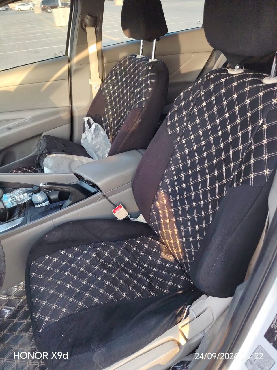 Riyadh, Vehicles, Cars & Trucks , SAR 45,  Hyundai Elantra,  2022,  Automatic,  180000 KM,    For Sale