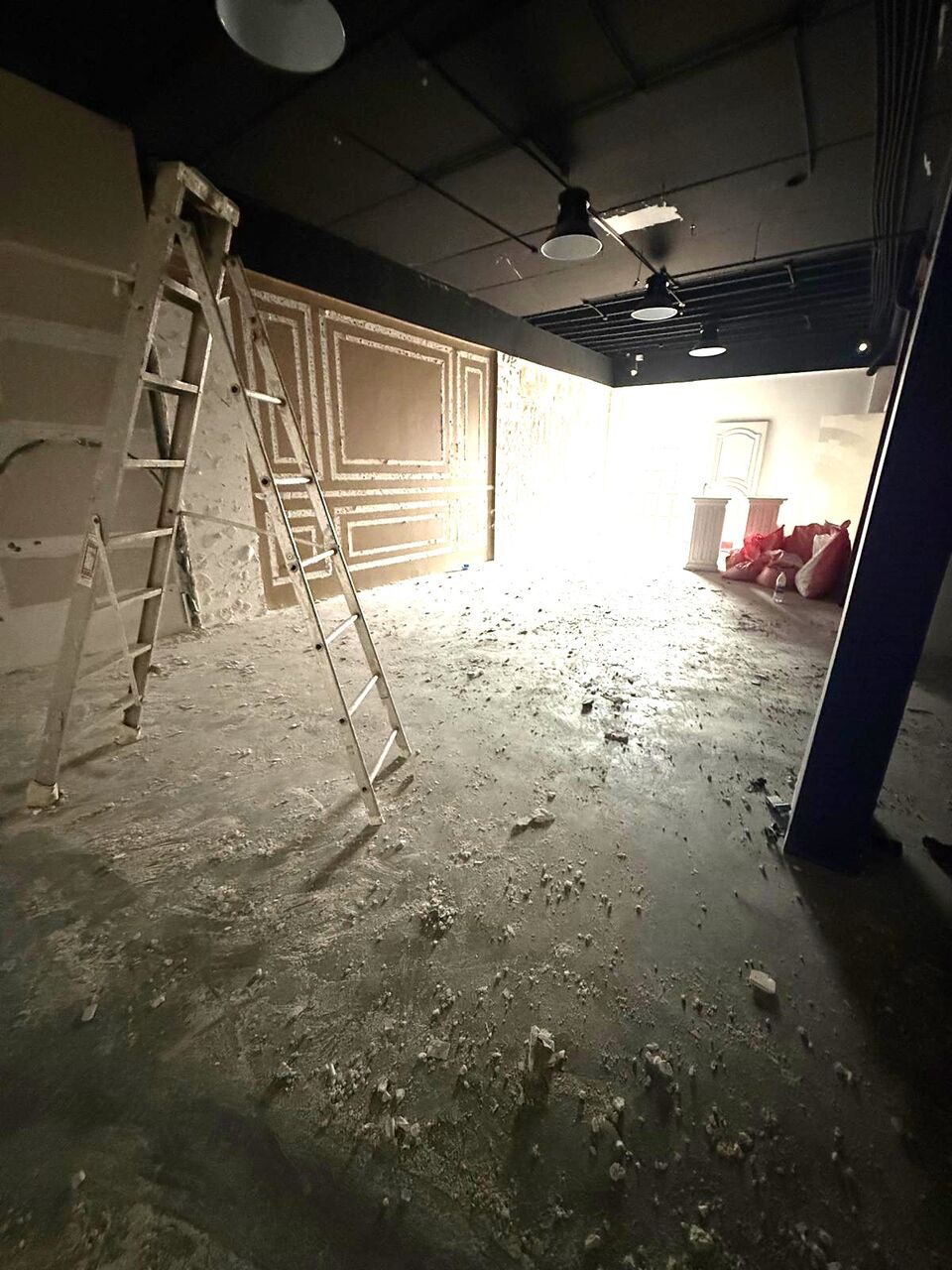 Tubli, Shops, BHD 400,  Workshop For Rent In Tubli Industrial Area 100 SQM