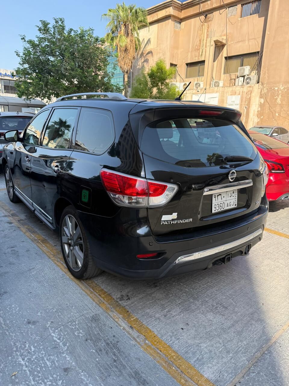 Khobar, Vehicles, Cars & Trucks , SAR 28000,  Nissan Pathfinder,  2014,  Automatic,  256158 KM,    - 7 Seater For Sale