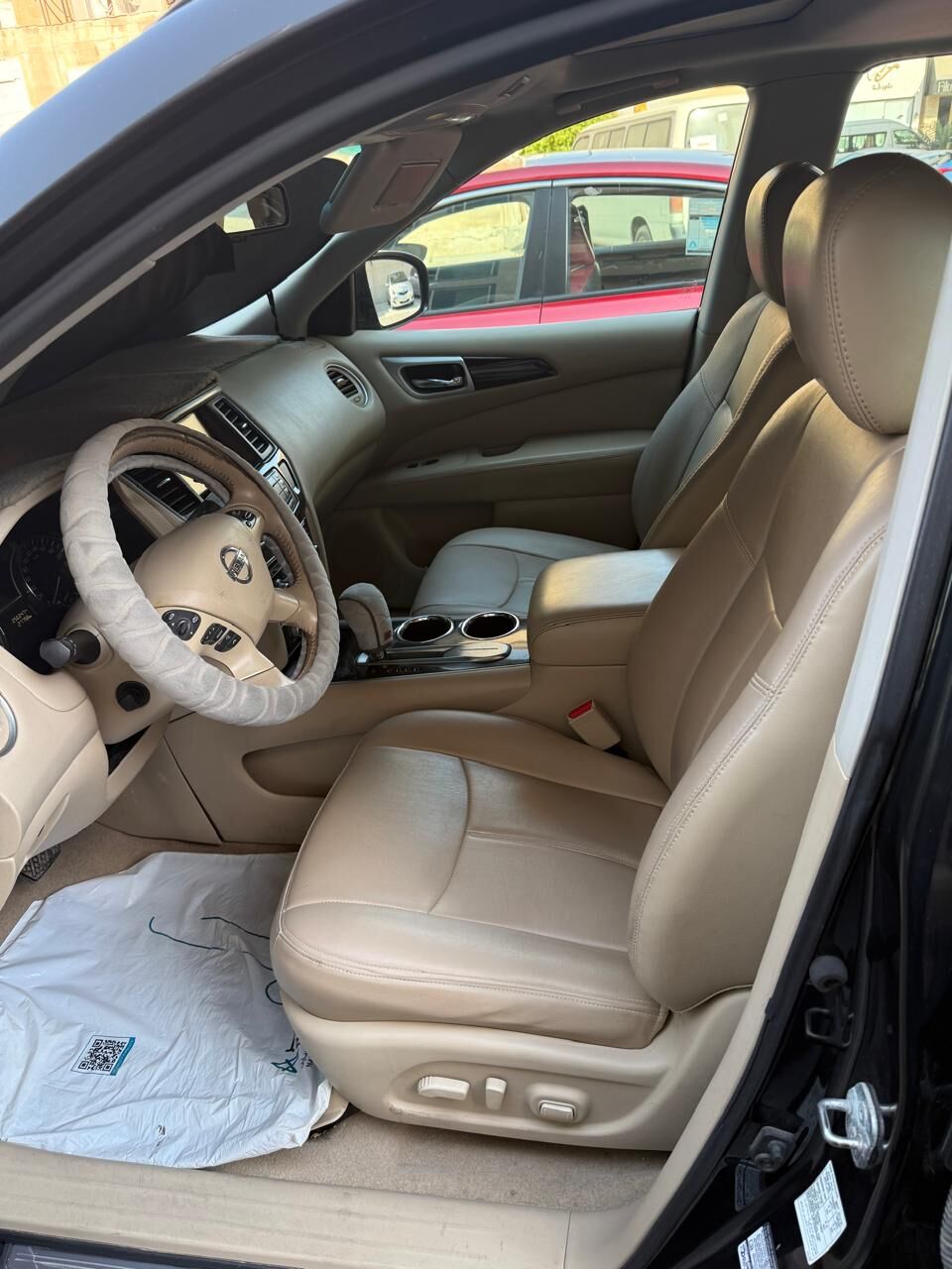 Khobar, Vehicles, Cars & Trucks , SAR 28000,  Nissan Pathfinder,  2014,  Automatic,  256158 KM,    - 7 Seater For Sale