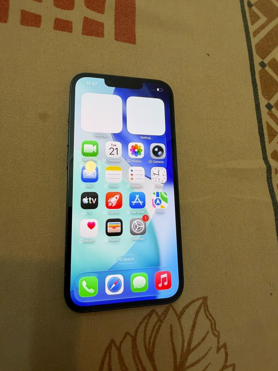 Jeddah, Mobile Phones, SAR 2000,  Iphone 14 Pro And Iphone 13