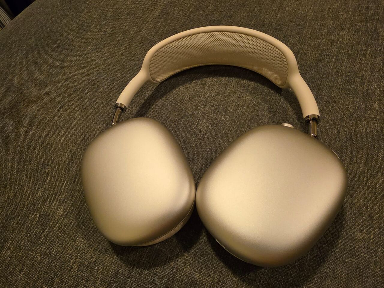 Al Sulaymaniyyah, Electronics, SAR 1000,  Apple Airpods Max (Type-C) Wireless Headphone
