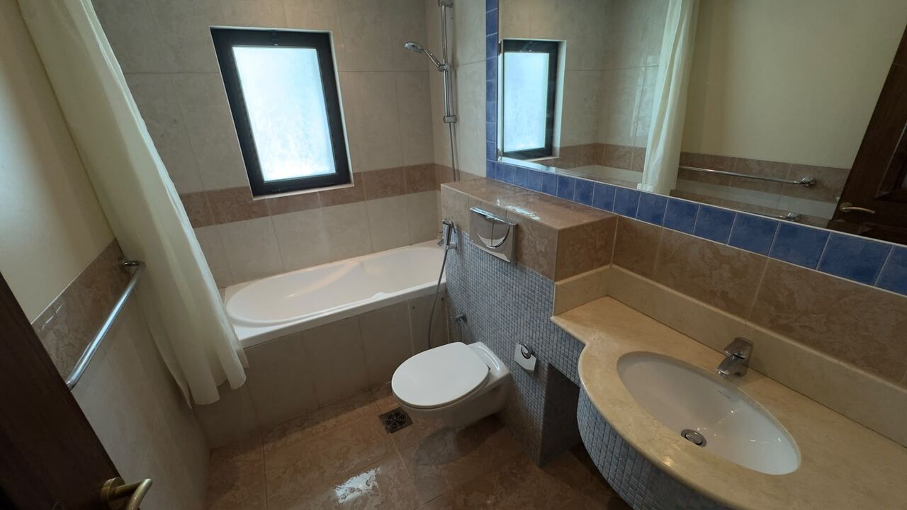 Sanabis, Apartments, Flats, Houses & Villas, BHD 420/month,  Furnished,  3 BR,  Spacious 3bed Room Fully Furnished Flat With Facilities.