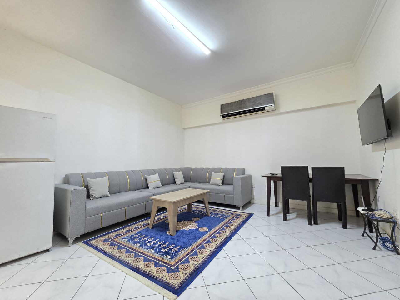 Juffair, Apartments, Flats, Houses & Villas, BHD 250/month,  Furnished,  1 BR,  80 Sq. Meter,  1Bhk Unlimited Ewa With Wifi | Prime Location Near Oasis Mall