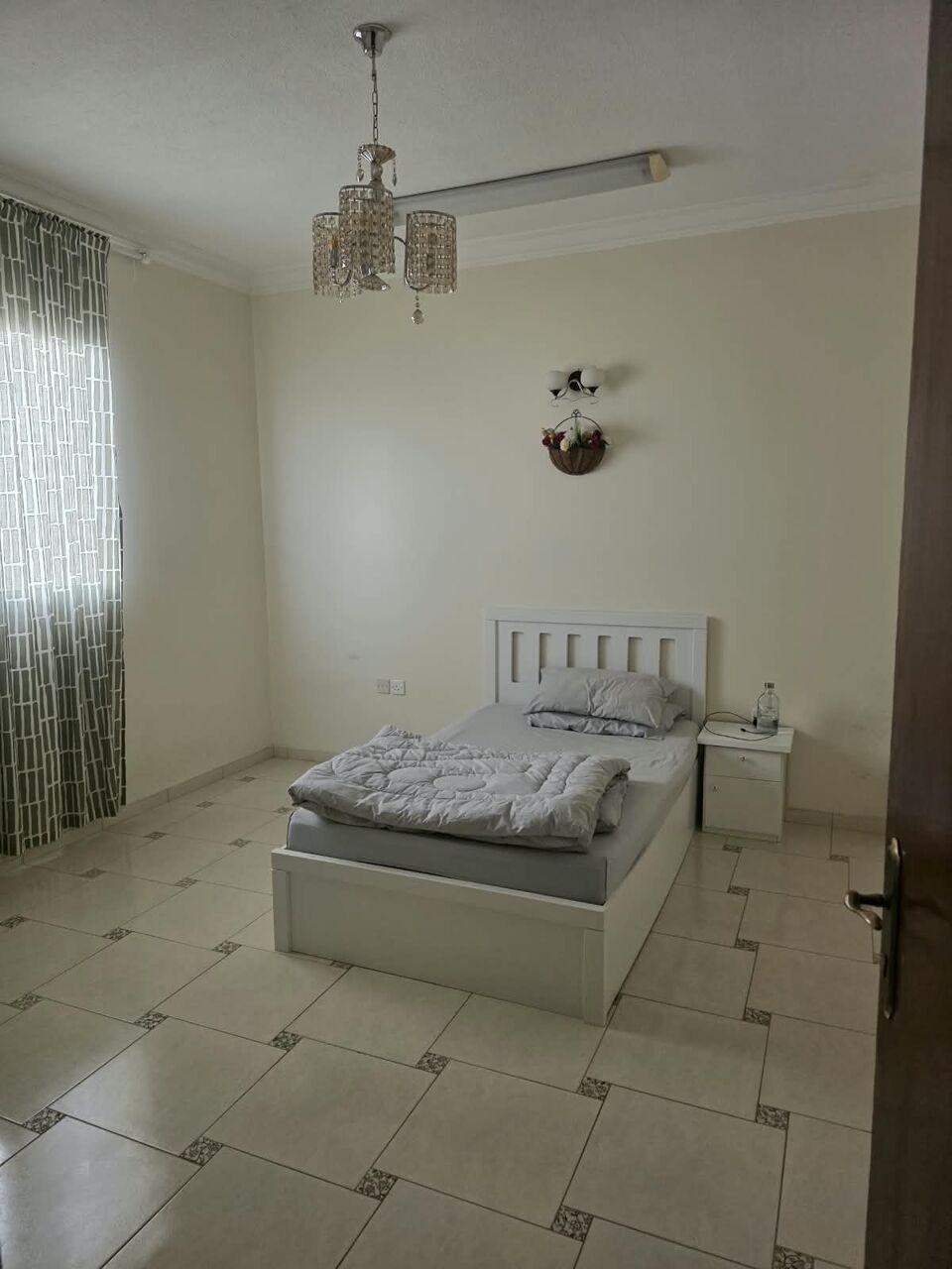 Riyadh, Apartments, Flats, Houses & Villas, SAR 2500/month,  Furnished,  1 BR,  100 Sq. Meter,  A Spacious Fully Furnished, Neat, And Clean Single Room Available For Executive Bachelor