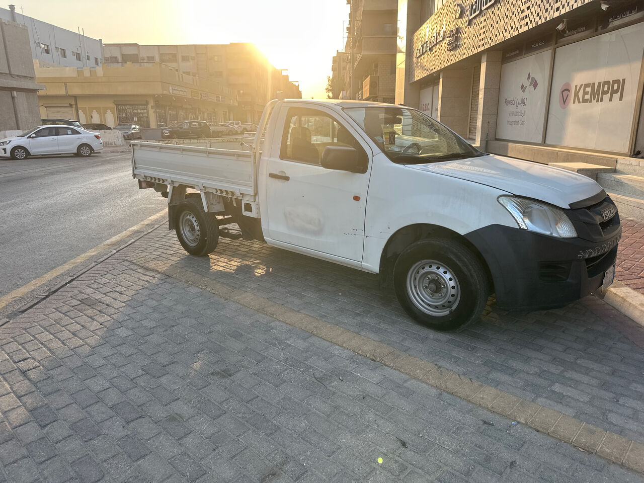 Dammam, Vehicles, Cars & Trucks , SAR 48000,  Isuzu D-MAX,  2016,  Manual,  231471 KM,