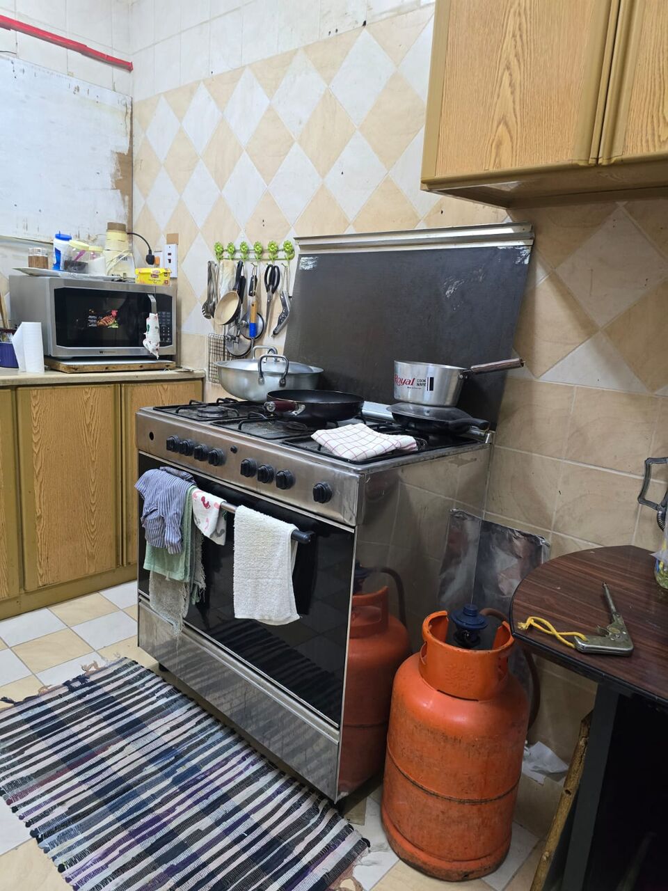 Akrabia, Apartments, Flats, Houses & Villas, SAR 1000/month,  Furnished,  1 BR,  Fully Furnished Bachelor Room For Rent (1 Executive Bachelor Only).