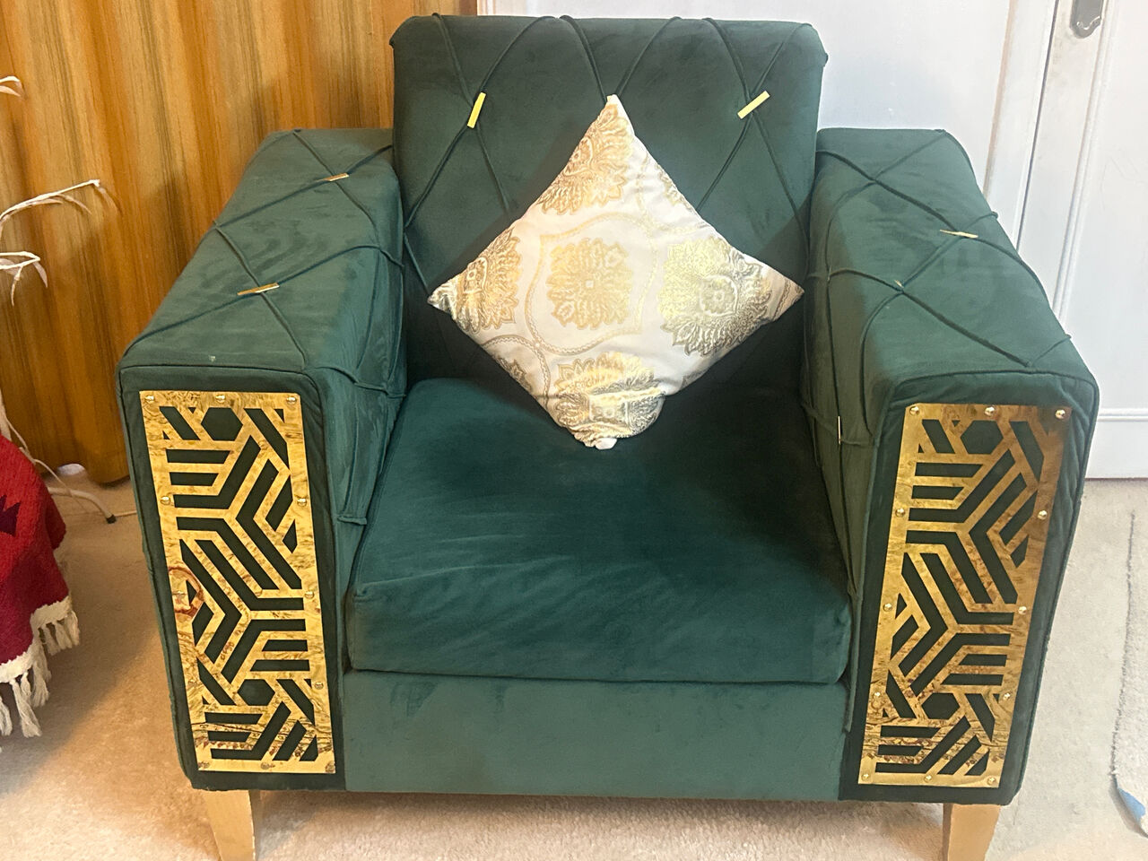 Al Malaz, Furniture, SAR 900,  Beautiful Dark Green And Golden   , 9 Seater Sofa Set Not Including Cushions