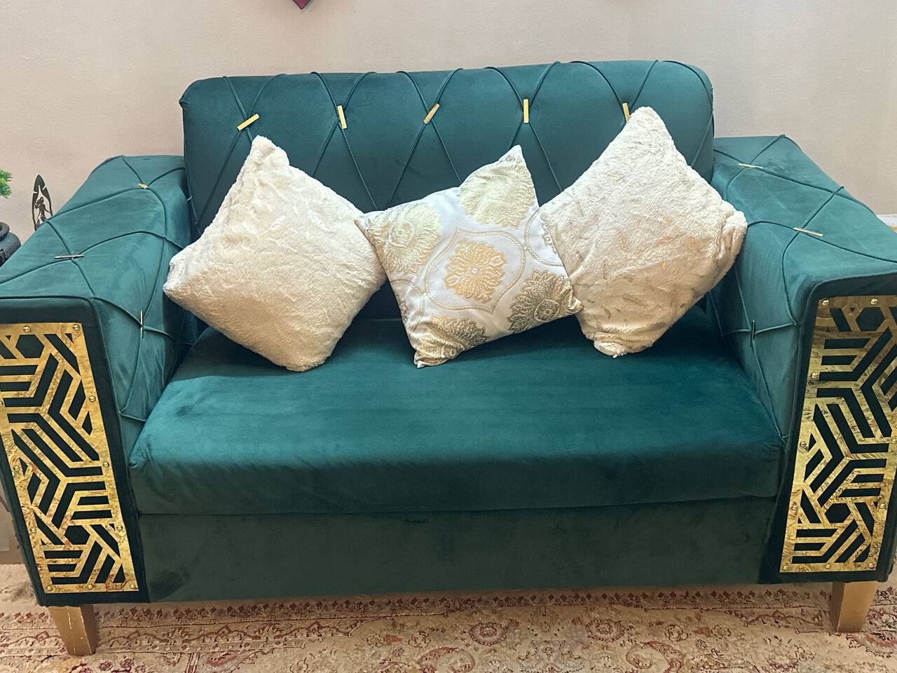Al Malaz, Furniture, SAR 900,  Beautiful Dark Green And Golden   , 9 Seater Sofa Set Not Including Cushions