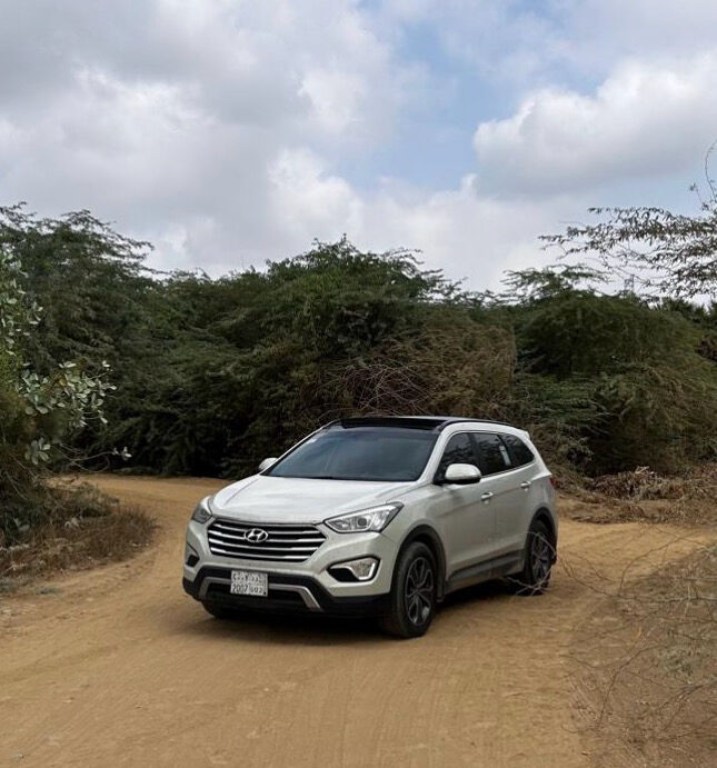 Riyadh, Vehicles, Cars & Trucks , SAR 45000,  Hyundai Santa Fe,  2016,  Automatic,  215000 KM,  Hyundai Grand Santafe