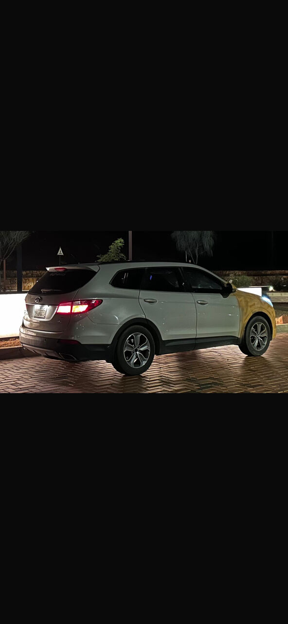 Riyadh, Vehicles, Cars & Trucks , SAR 45000,  Hyundai Santa Fe,  2016,  Automatic,  215000 KM,  Hyundai Grand Santafe