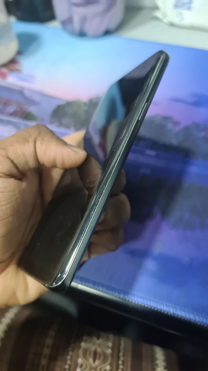 Manama, Mobile Phones, BHD 50,  Samsung S9 Clean Condition For 50 Bhd