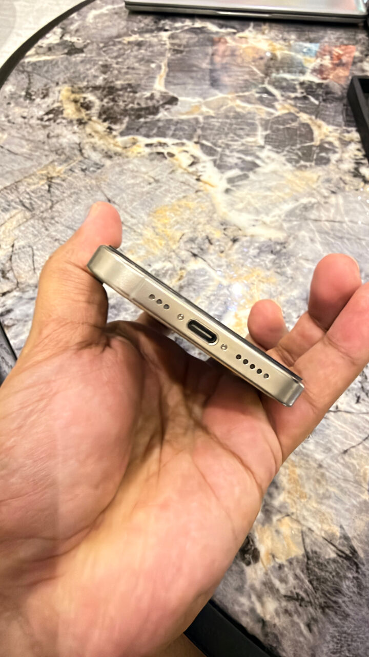 Riyadh, Mobile Phones, SAR 3000,  Iphone 16 Pro - 128 GB Natural Titanium