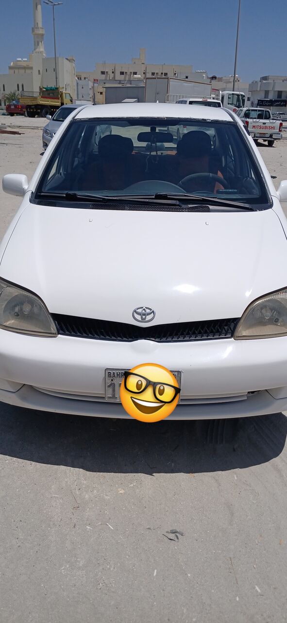 Manama, Vehicles, Cars & Trucks , BHD 800,  Echo 2000,  2000,  Automatic,  450000 KM,  Toyota Echo Engine 1.5 Model  Engine, Gear Perfect  Only Ac Compressor Need To Replace