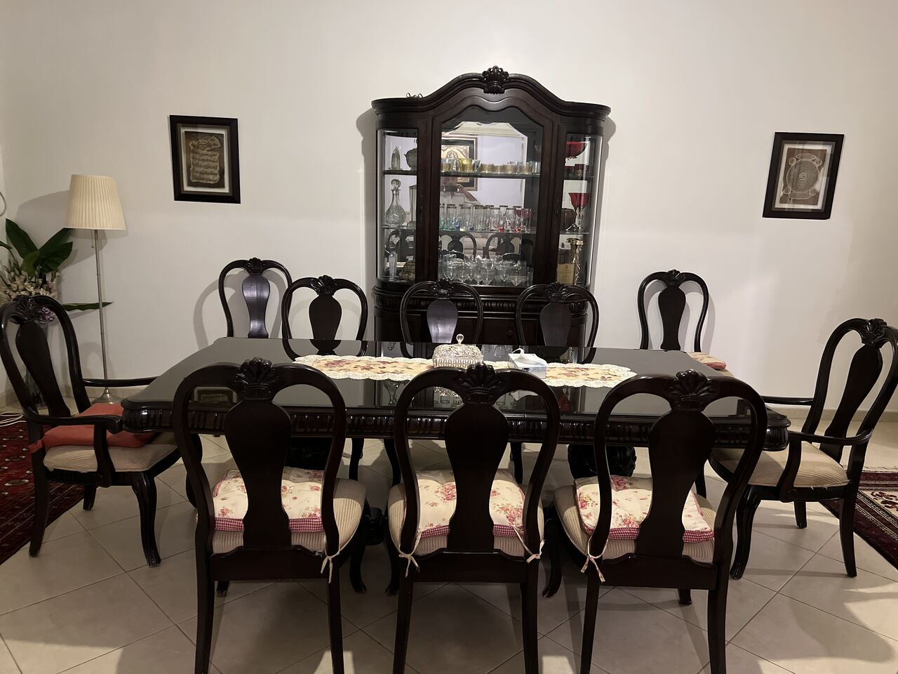 Jeddah, Furniture, SAR 2500,  Dining Table And 8 Chairs