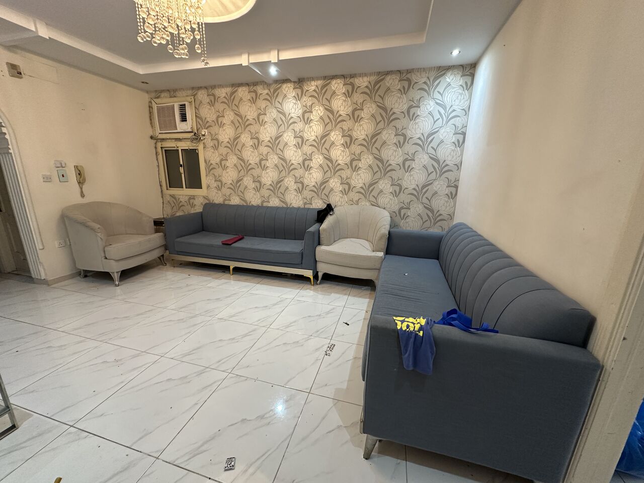 Al Aziziyah, Household Items, SAR 2550,  AC, Wardrobe, Mattress, Caccum Cleaner, Gas Stove, Tea Tables, Sofa