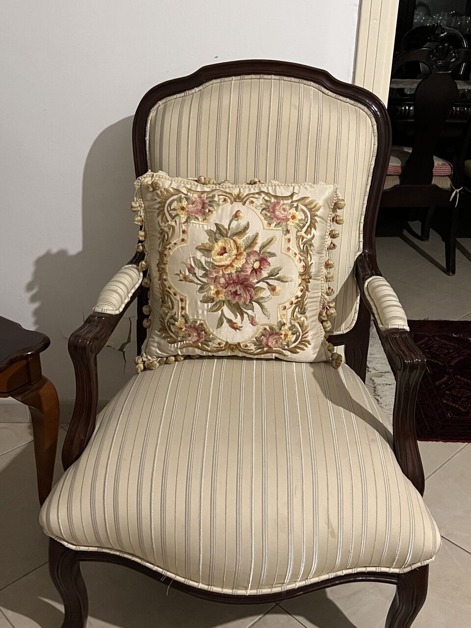 Jeddah, Furniture, SAR 1000,  2 Arm Chairs