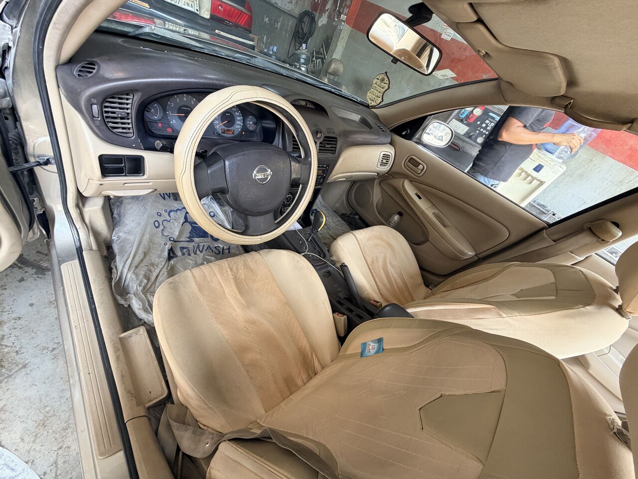 Riyadh, Vehicles, Cars & Trucks , SAR 12500,  Nissan Sunny,  2011,  Automatic,  330000 KM,