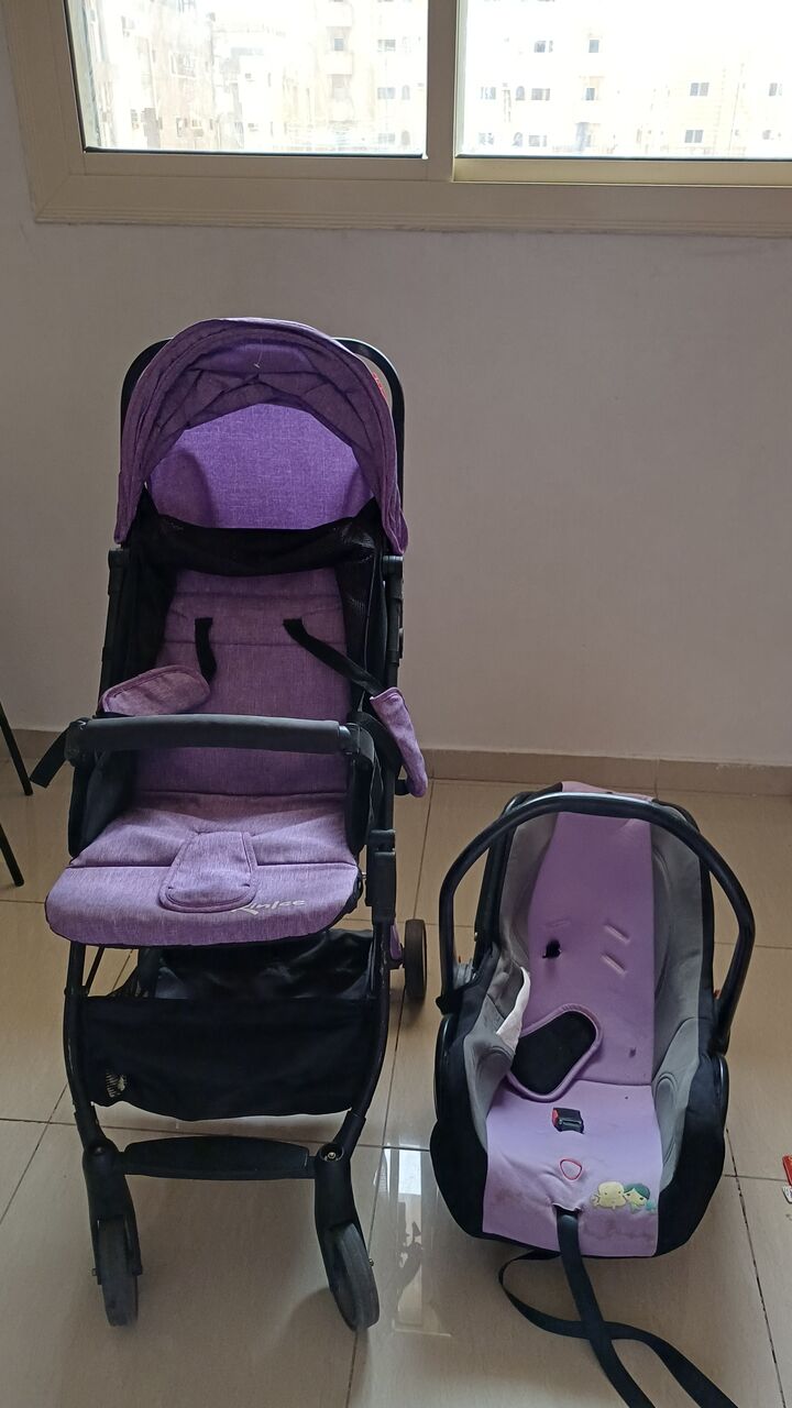 Jeddah, Baby & Kid Stuff, SAR 150,  Baby Car Seater And Baby Stroller At Give Away Price