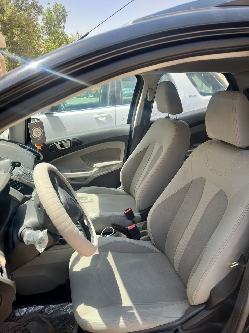 Al Malaz, Vehicles, Cars & Trucks , SAR 25,  Ford Ecosport,  2015,  Automatic,  185000 KM,   Black Car For Sale