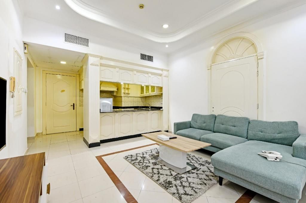 Manama, Bedspace For Rent, BHD 85/month,  1 Bedspace With Fully Furnished Including Gym,swimming Pool,car Parking