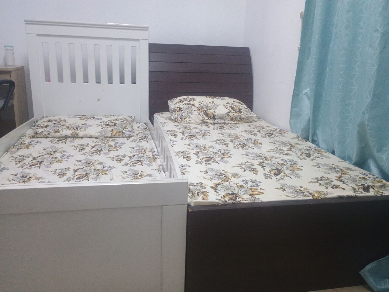 Jubail, Furniture, SAR 70,  1 Brown Single Bed Without Mattress (Size - 100 Cm X 200 Cm). Other Old White Bed Free.