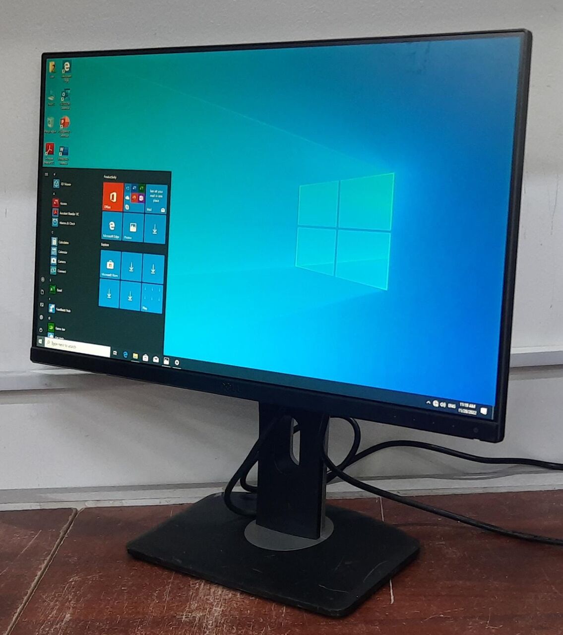 Manama, Computers, BHD 29,  Special Offer DELL 24inch IPS Borderless FHD Monitor 180* Rotatable Input: HDMI DP & VGA