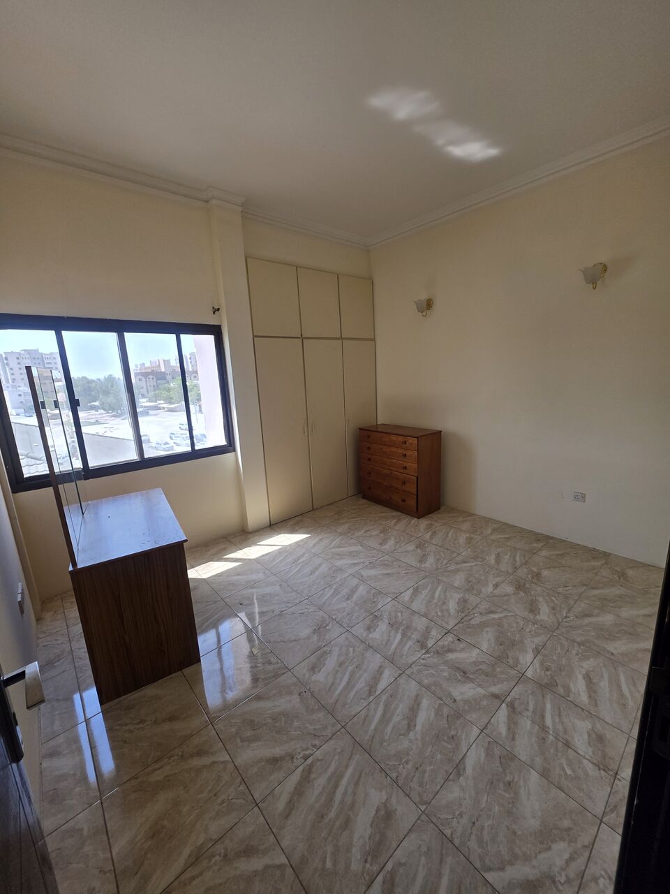 Mahooz, Apartments, Flats, Houses & Villas, BHD 190/month,  2 BR,  Parking- Very Neet Semi Furnished 2 BHK Flat Without Ewa@190/BD In Mahooz