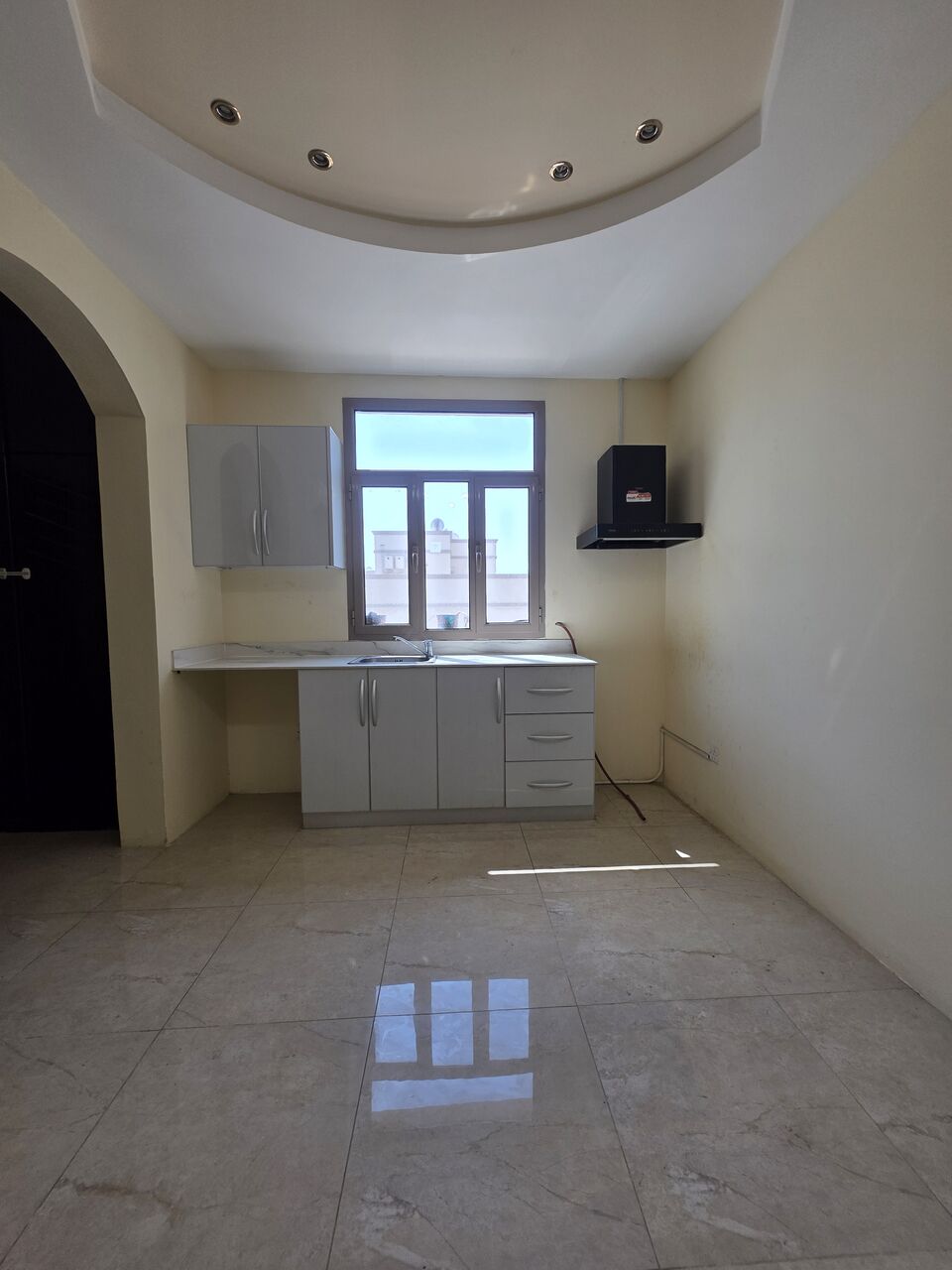 Mahooz, Apartments, Flats, Houses & Villas, BHD 190/month,  1 BR,  Very Neet Semi Furnished 1 BHK Flat With Ewa@190/BD In Mahooz