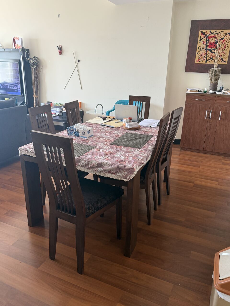 Manama, Home Audio, BHD 20,  Table And 6 Chairs