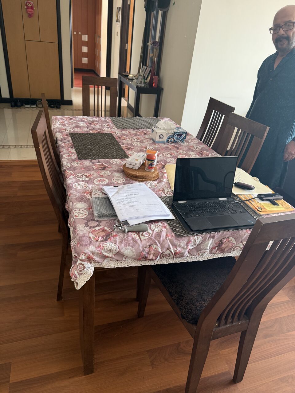 Manama, Home Audio, BHD 20,  Table And 6 Chairs