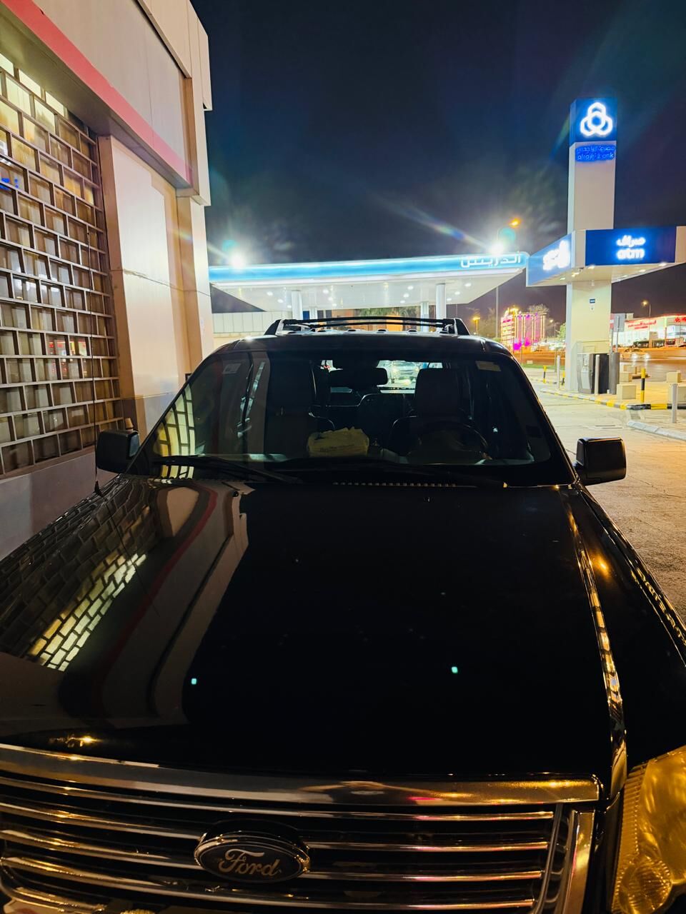 Riyadh, Vehicles, Cars & Trucks , SAR 16,  Ford Explorer,  2009,  Automatic,  200000 KM,   , 200,000 KM, , Saudi Specs &ndash; SAR 16,000