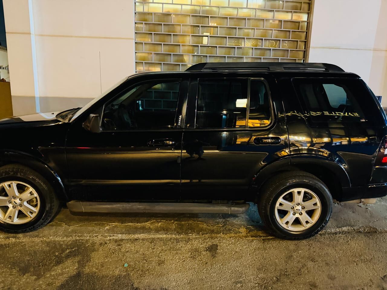 Riyadh, Vehicles, Cars & Trucks , SAR 16,  Ford Explorer,  2009,  Automatic,  200000 KM,   , 200,000 KM, , Saudi Specs &ndash; SAR 16,000