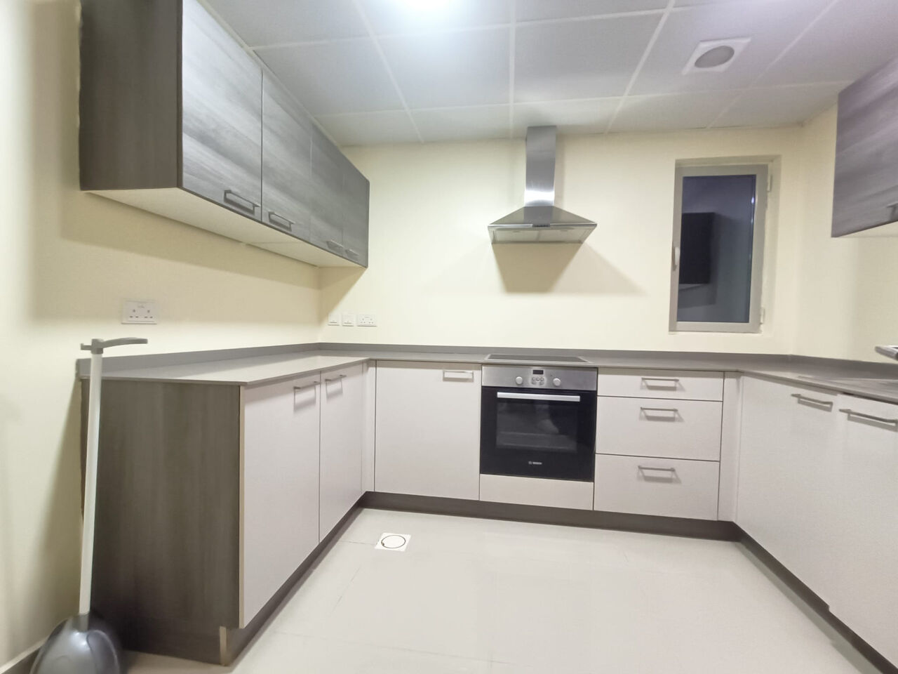 Juffair, Apartments, Flats, Houses & Villas, BHD 370/year,  1 BR,  RENT - DELUXE FLAT