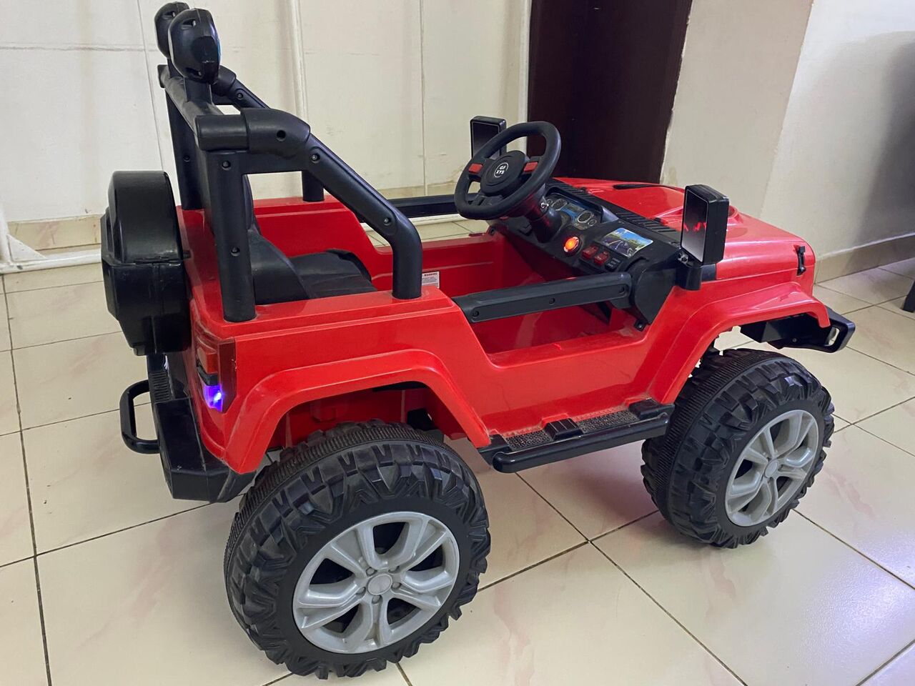 Muharraq, Household Items, BHD 1,  QUEEN SIZE STEEL COT AND ELECTRIC TOY CAR