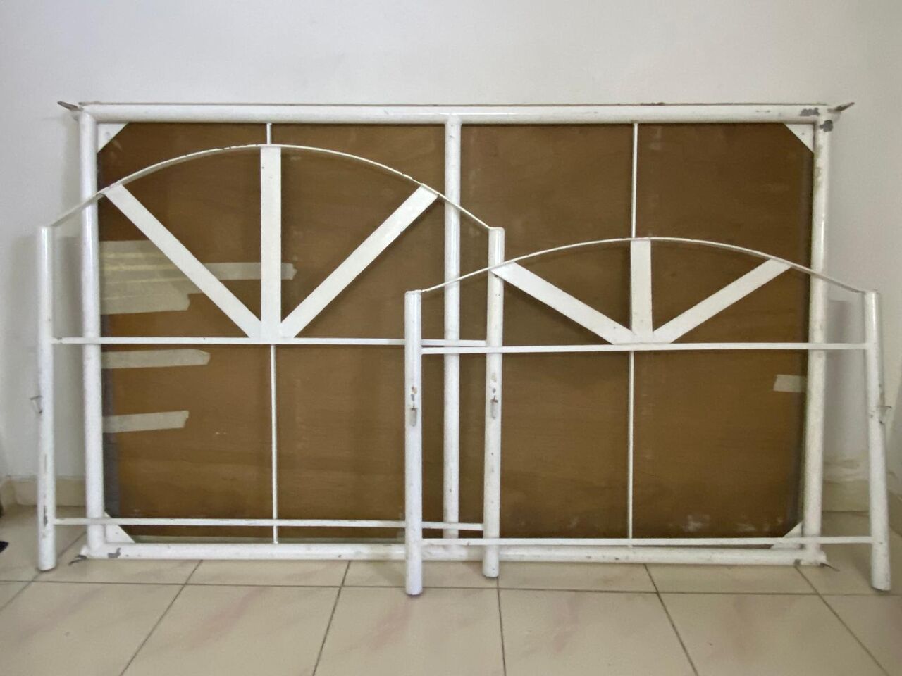Muharraq, Household Items, BHD 1,  QUEEN SIZE STEEL COT AND ELECTRIC TOY CAR