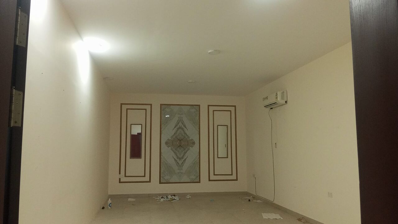 Sitra, Offices, BHD 250,  Commercial Office Available With Lift And Nice Building