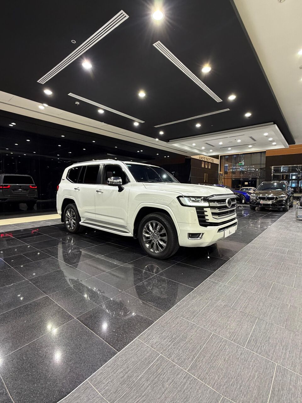 Sanabis, Vehicles, Cars & Trucks , BHD 28000,  Toyota Land Cruiser,  2022,  Automatic,  71000 KM,   VXR Model