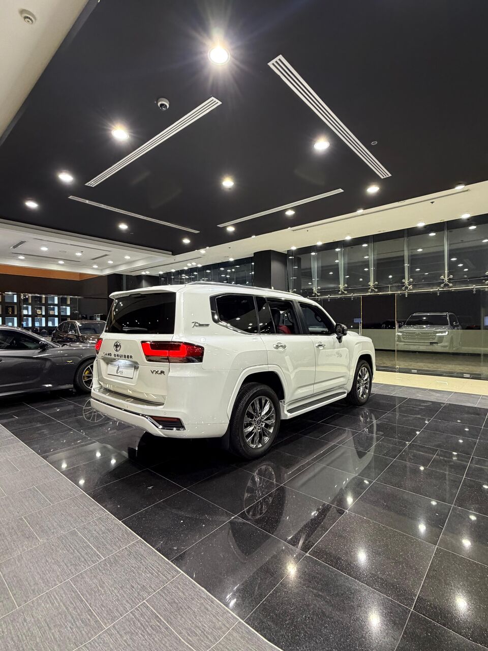 Sanabis, Vehicles, Cars & Trucks , BHD 28000,  Toyota Land Cruiser,  2022,  Automatic,  71000 KM,   VXR Model