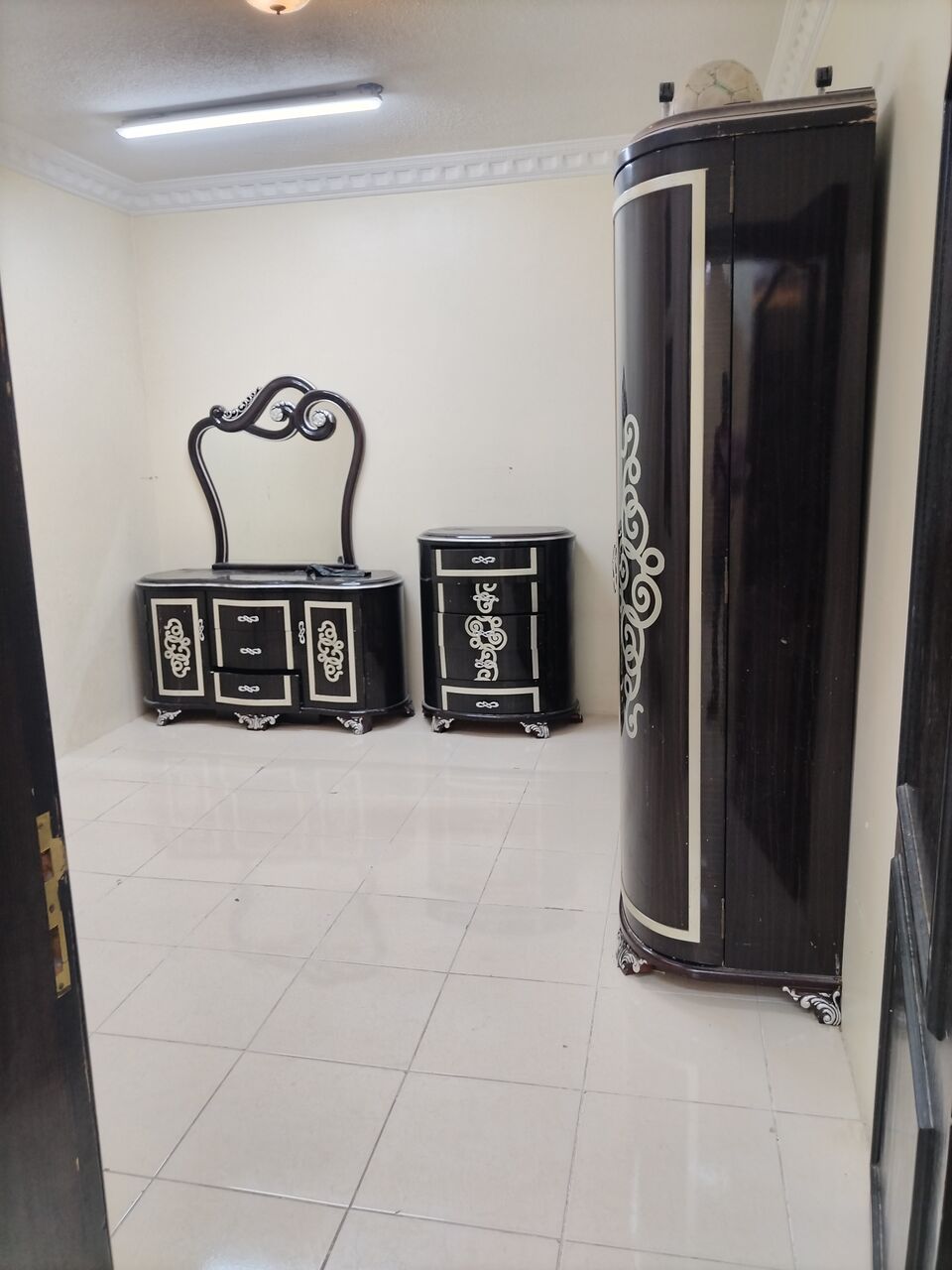 Khobar, Apartments, Flats, Houses & Villas, SAR 16000/year,  2 BR,  Family Apartment For Rent (Two Rooms, Bathroom, Kitchen, First Floor)