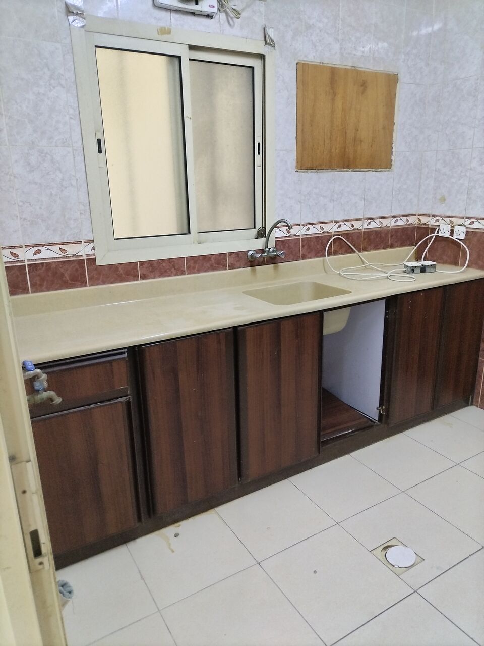 Khobar, Apartments, Flats, Houses & Villas, SAR 16000/year,  2 BR,  Family Apartment For Rent (Two Rooms, Bathroom, Kitchen, First Floor)