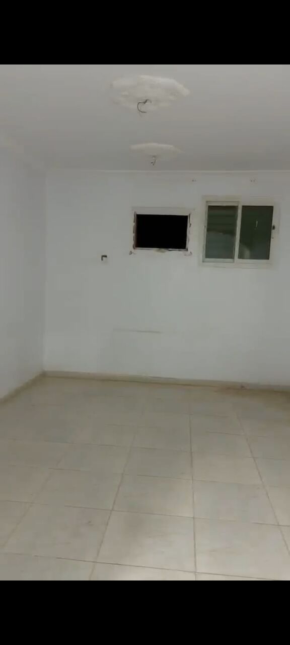 Al Naseem, Apartments, Flats, Houses & Villas, SAR 28000/year,  3 BR,  Family Apartment With 2 Ewntry Large House Well Maintain And Located