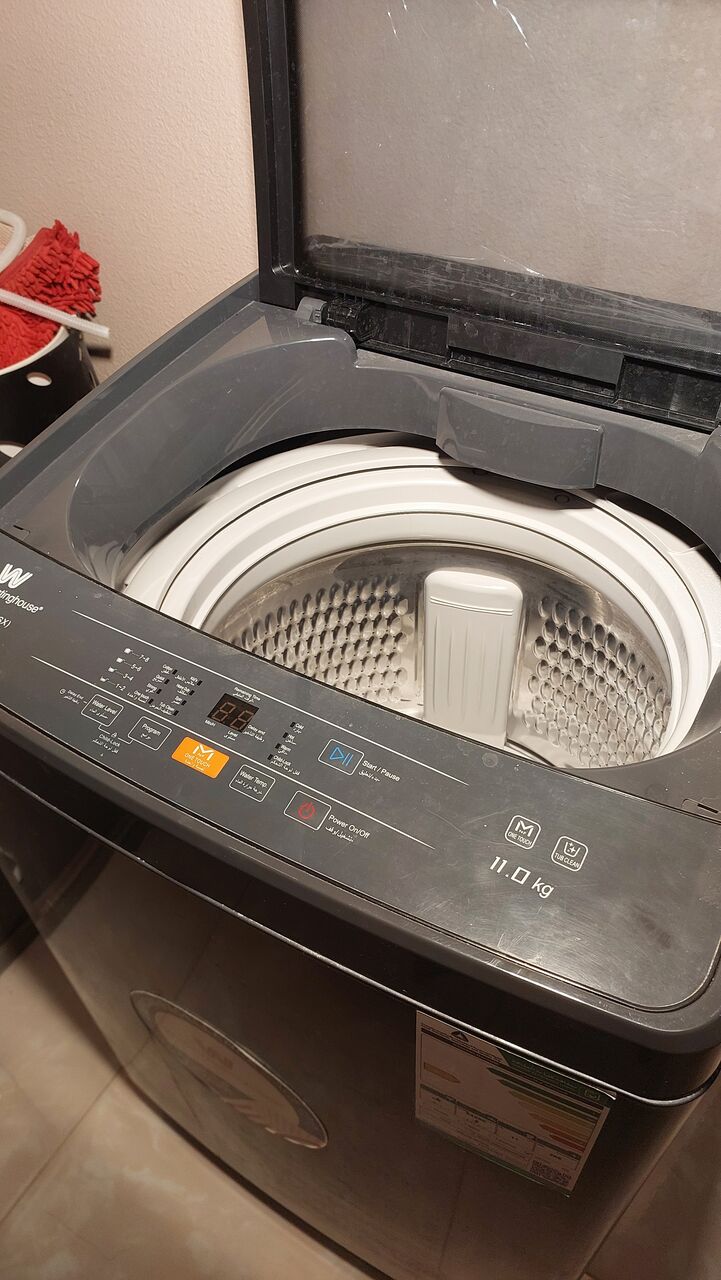 Al Naseem, Appliances, SAR 1350,  White Westinghouse 11 KG Fully Automatic Washing Machine &ndash; Like New